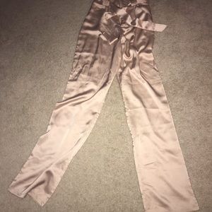 Prettylittlething satin pants beige gold